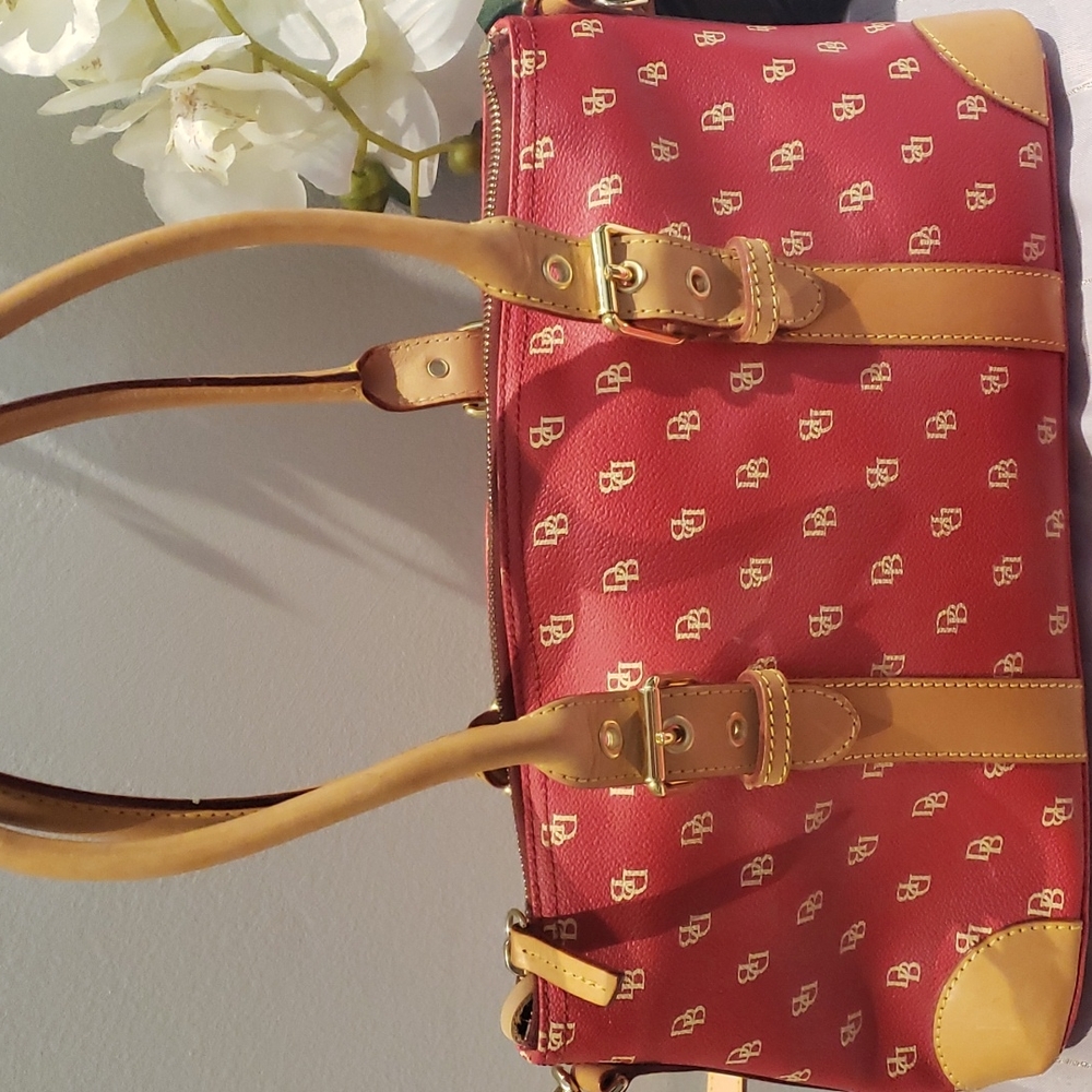 ❣️💫MARK DOWN💫❣️Dooney & Bourke Bag - Picture 5 of 11